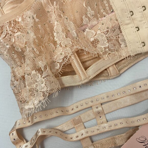 Agent Provocateur Davinah Nude Swarowski 36D/4 Set New - Picture 12 of 16